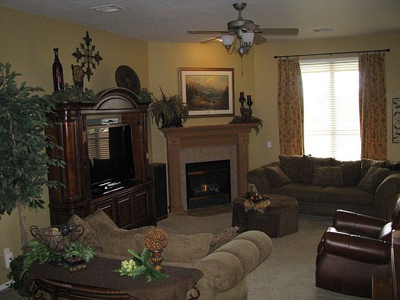 2nd image of 517 Morningside Dr