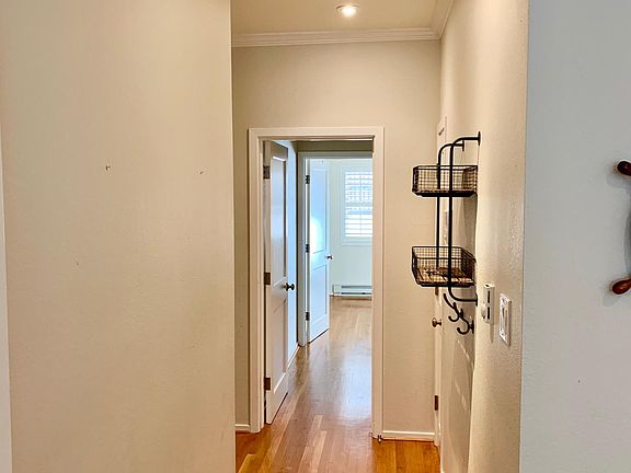 5th image of 444 Francisco St APT 103
