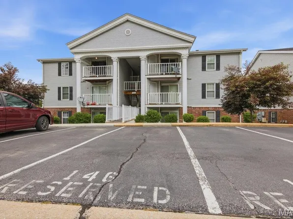 1231 Creve Coeur Crossing Ln APT B, Chesterfield, MO 63017