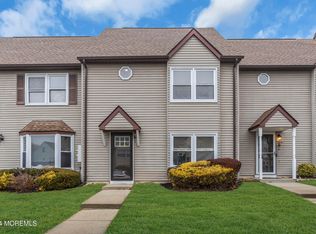 9 Shilling Way, Jackson, NJ 08527