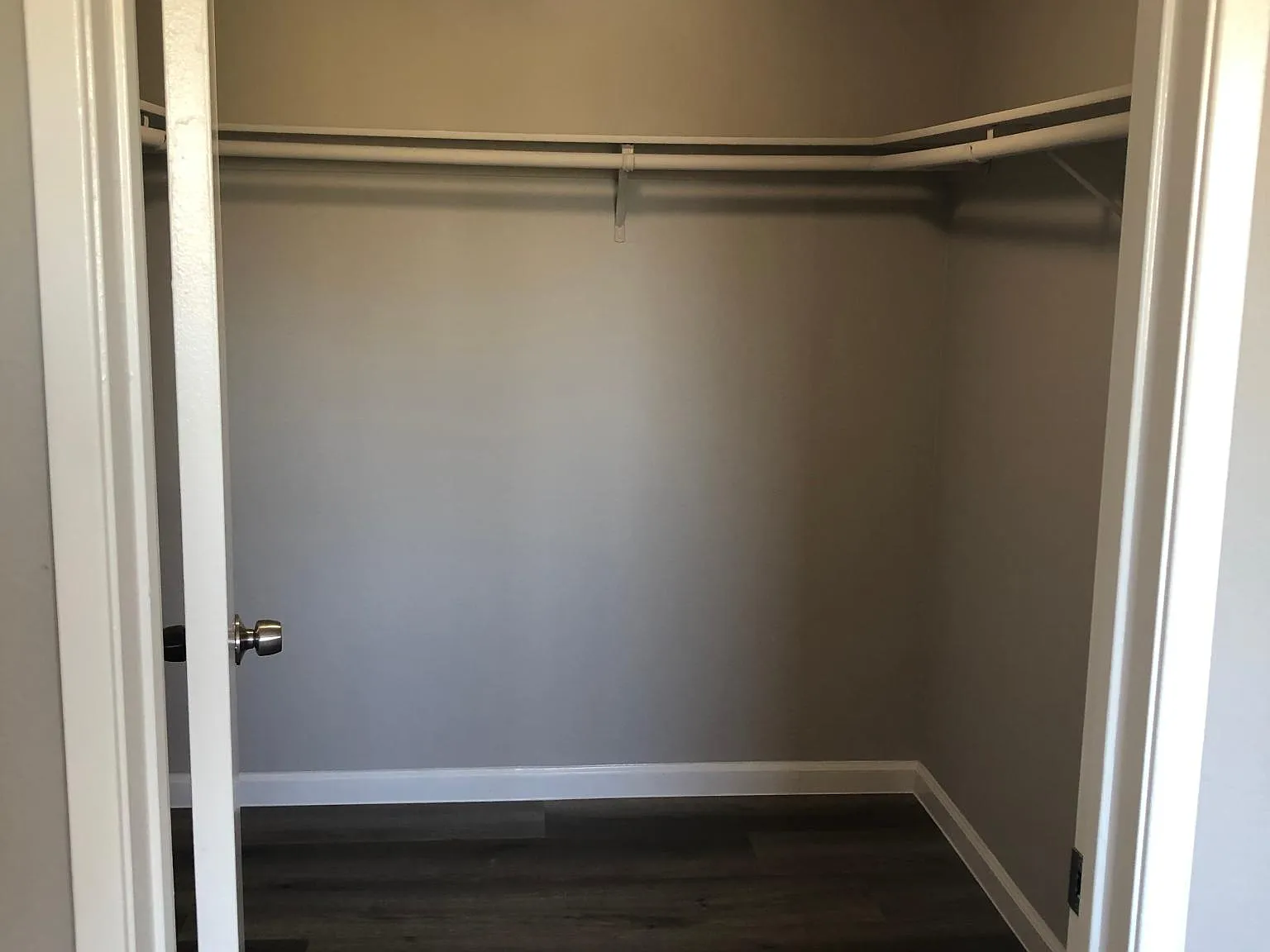 Lemarsh Apartments — Photo 3