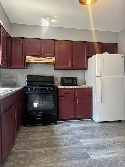 1st image of 162 Regis Dr #1