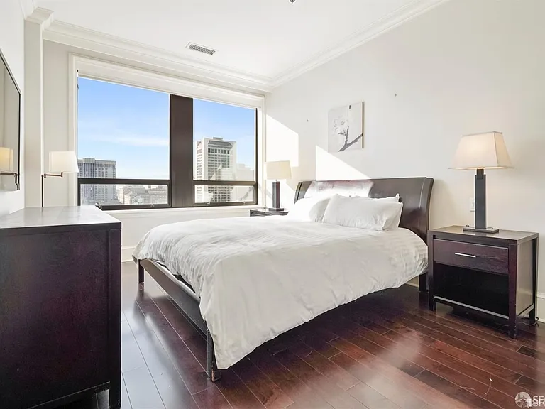 690 Market St #2202 — Photo 12