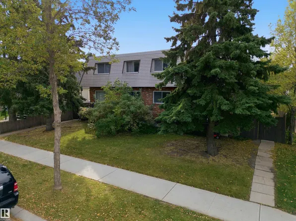 8945 78th Ave NW, Edmonton, AB T6C 0N7
