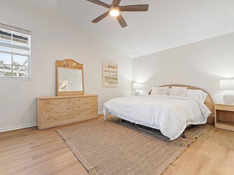 137 Eagleton Ct — Photo 13