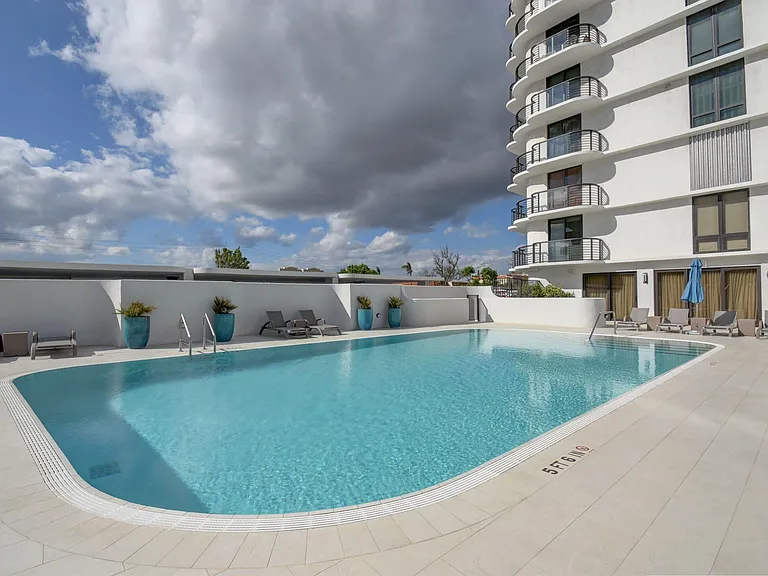 250 S Ocean Blvd #3H — Photo 37
