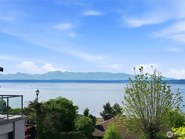 10248 Richwood Avenue NW, Seattle, WA 98177