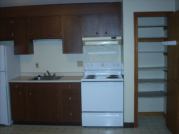 5th image of 2 Lions Ave APT 27