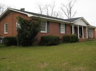584 Skyline Dr, Thomasville, GA 31757