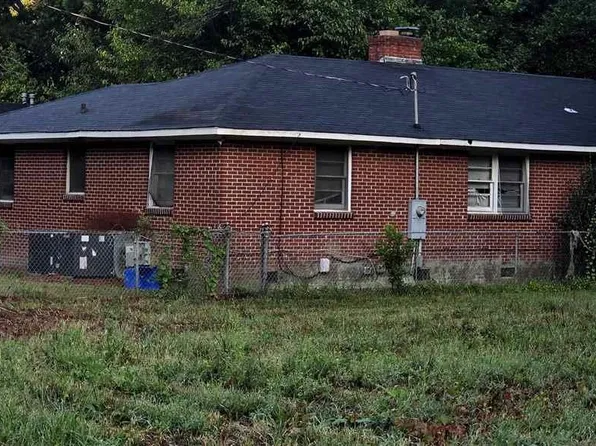 318 Jasper Ave, Hartsville, SC 29550