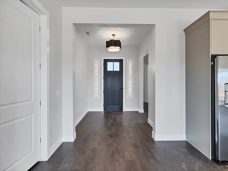965 W Mesa Ave — Photo 17