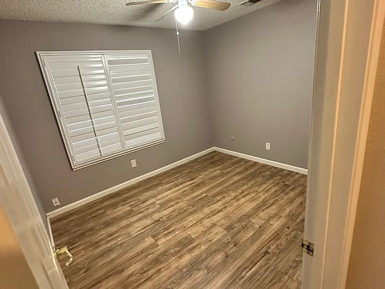 1359 Dove St — Photo 7