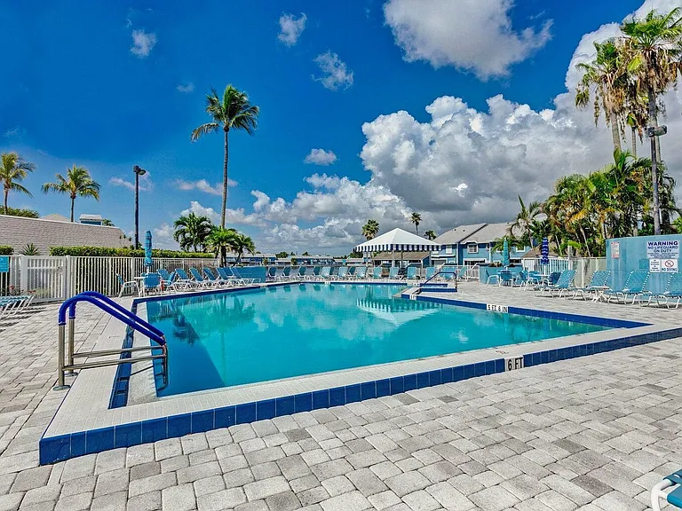 716 Ocean Dunes Cir — Photo 24