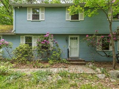 37 Moonpenny Dr, Boxford, MA, 01921