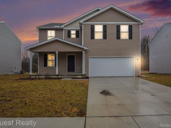 7305 Red Maple Dr, Mount Morris, MI 48458