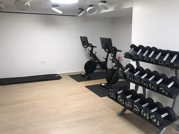 237 Madison Avenue image 8 of 9