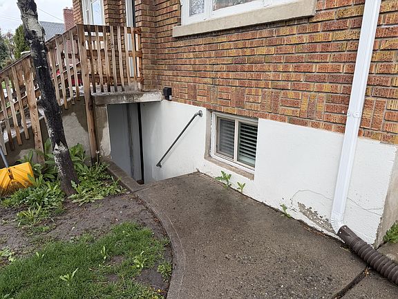 2nd image of 528 N 500 E #2