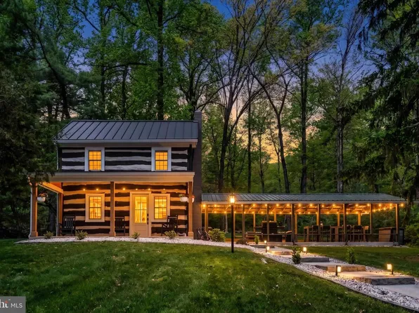 1134 S Mountain Rd, Dillsburg, PA 17019