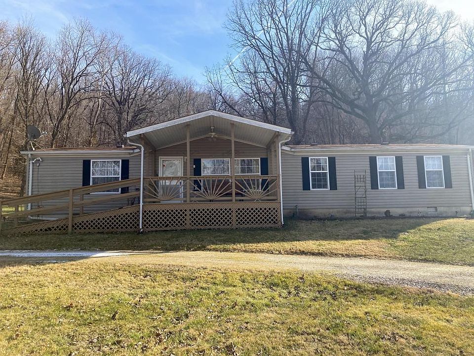 A front look at the spacious 3 bed, 2 bath home. 