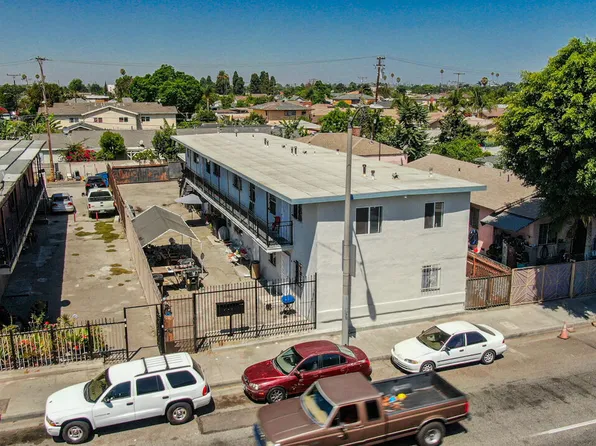 9021 Compton Ave, Los Angeles, CA 90002