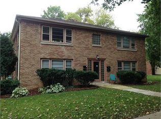3300 N Dousman St APT 1, Milwaukee, WI 53212