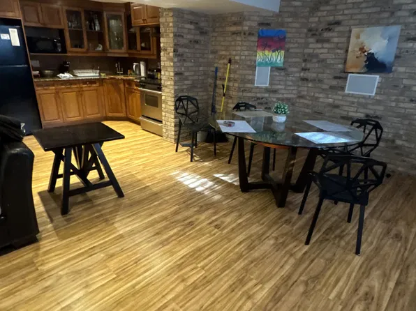 1559 Westbridge Way #Basement, Mississauga, ON L5N 8A2