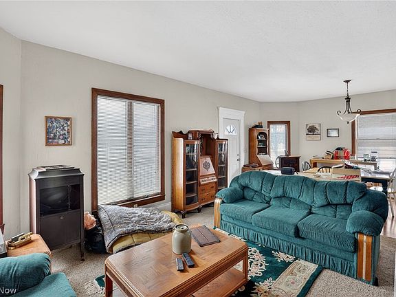 5th image of 9491 Root Rd