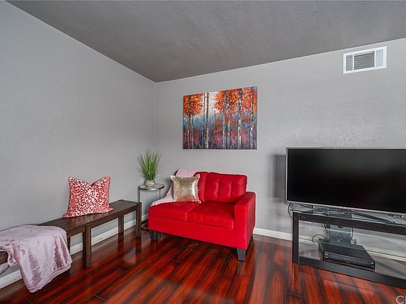 5th image of 1131 Huff St
