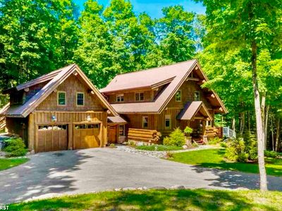 1300 Catob Rd, Harbor Springs, MI, 49740