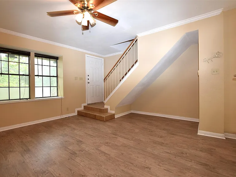 11404 Walnut Ridge Dr #14 — Photo 8
