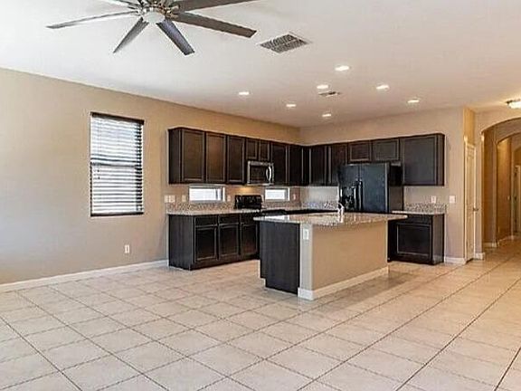 5th image of 41391 W Williams Way