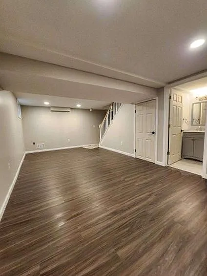 726 Vanderbilt Dr — Photo 16