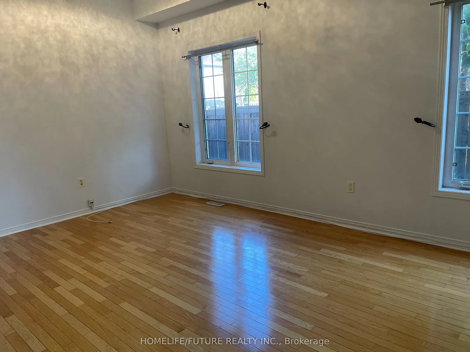 4 bed, $3,500 — Photo 2