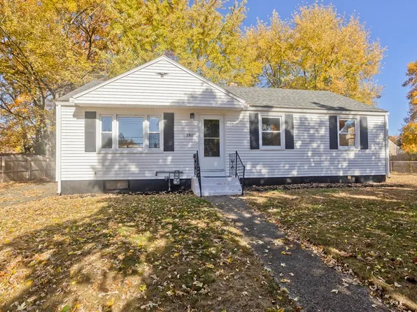 180 Cherokee Dr, Springfield, MA 01109