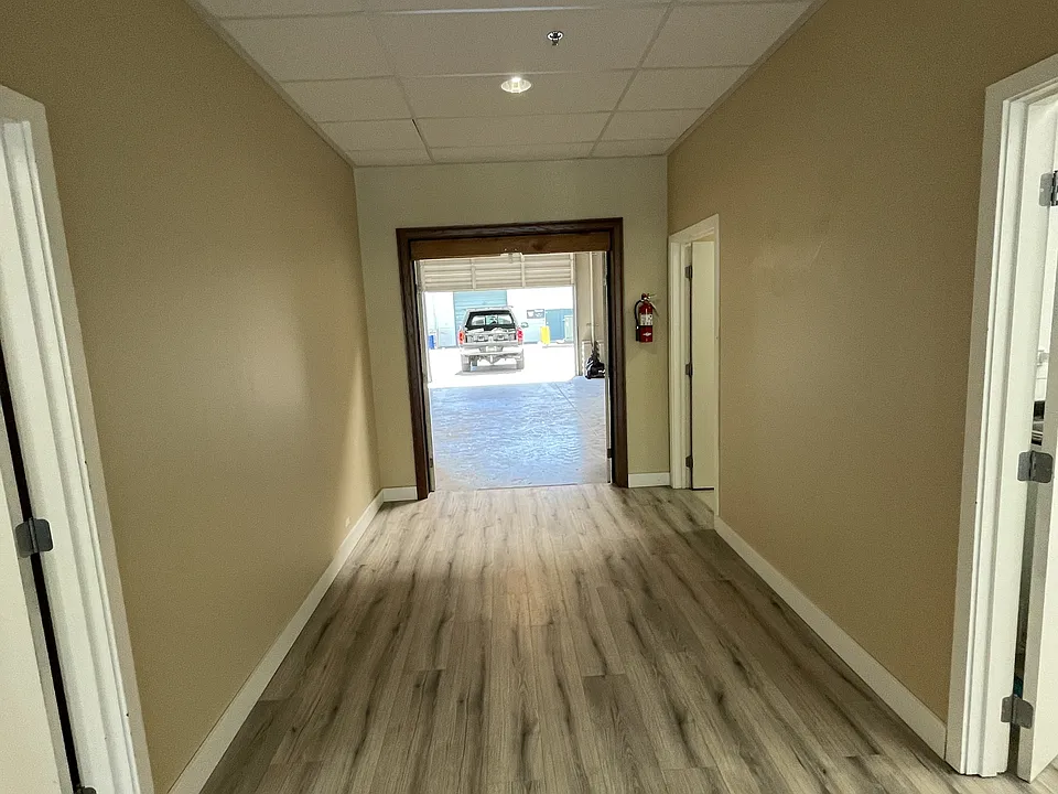 Hall way to the shop.