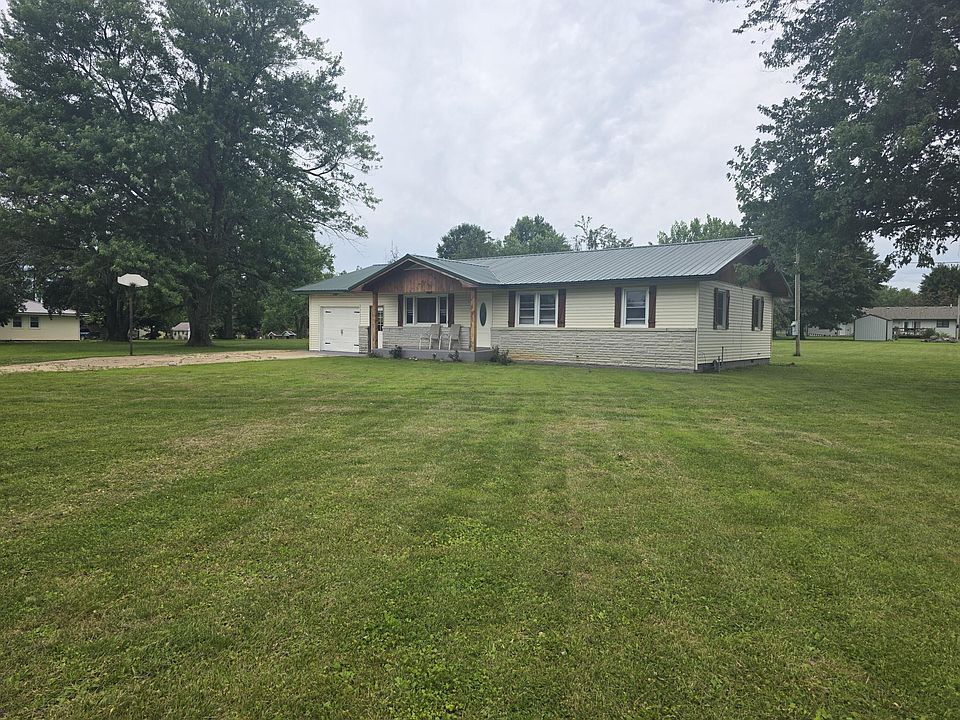 1st image of 1005 W Clouse Street