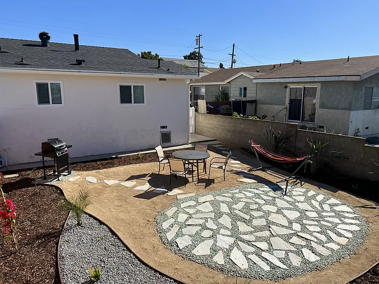 2754 Nye St — Photo 18