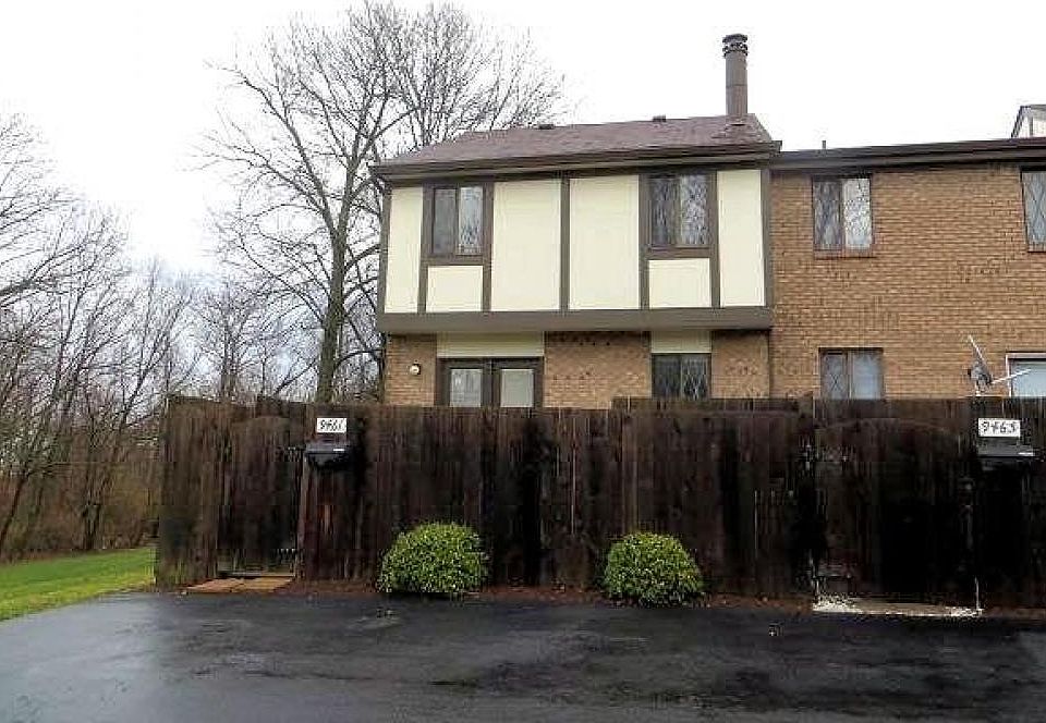 1st image of 9461 Haddington Ct