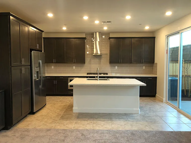 3233 Sherman Way — Photo 9
