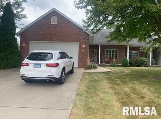 2727 Amelia Ct, Springfield, IL 62711