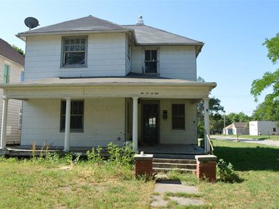 723 W Walnut St, Herington, KS, 67449