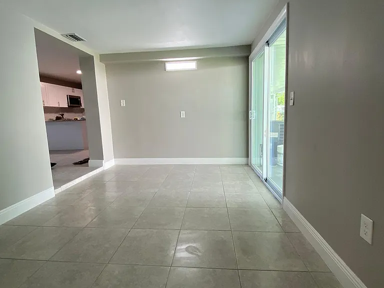9121 Bamboo Dr — Photo 15