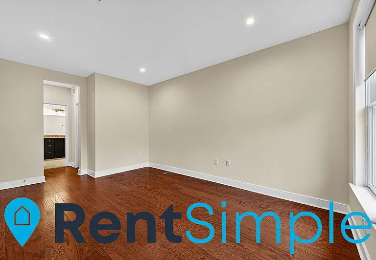 1418 N Rhodes #B110 — Photo 27