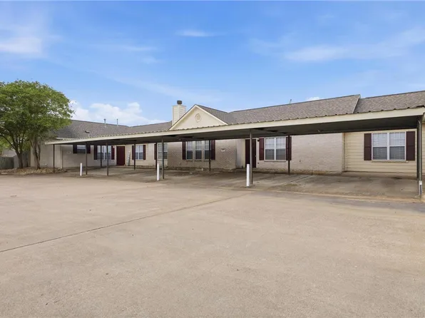 622 Holleman Dr, College Station, TX 77840