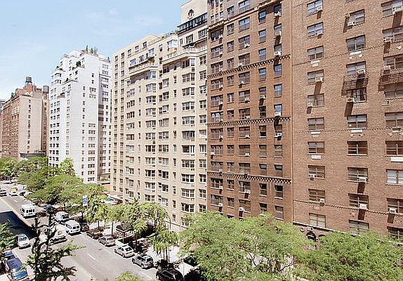 1st image of 230 E 79th St APT 7D