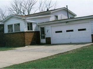 559 Hyatt Ave, Campbell, OH 44405