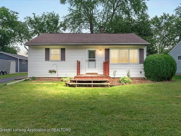 2052 Phillips Ave, Holt, MI 48842