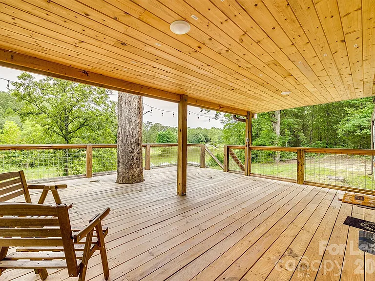 7274 Charlotte Hwy — Photo 20