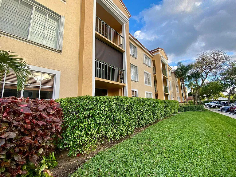 135 Yacht Club Way #305 — Photo 11