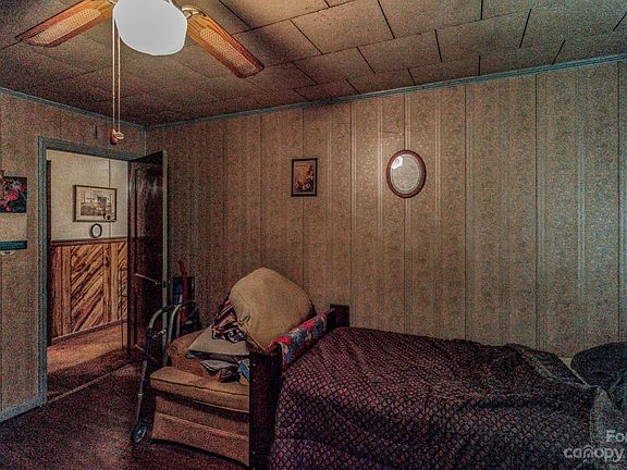 3rd image of 113 Archer Ave